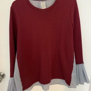 Maroon sweater with flared sleeve